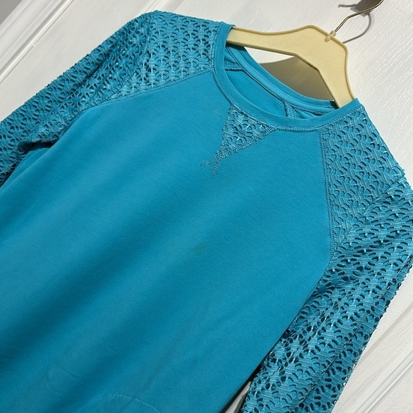 D & Co. active shirt - Picture 2 of 5